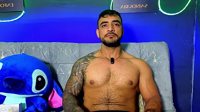 ERIC HARRISON online show from 12-15-25, 01:43