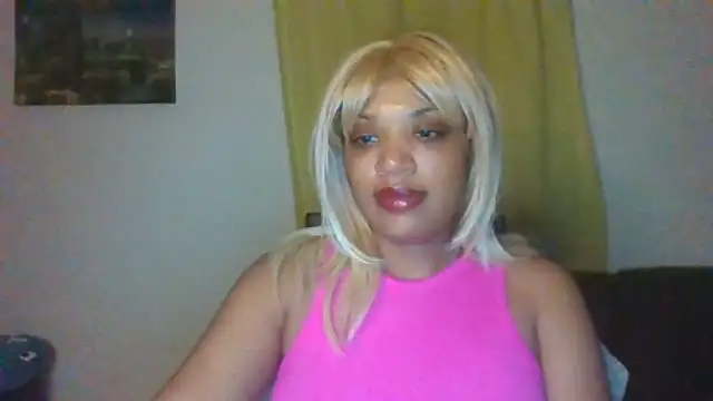 Snapshot of thekelliecapri chatting on 06-04-26, 04:29 thekelliecapri online show from 06-04-26, 04:29