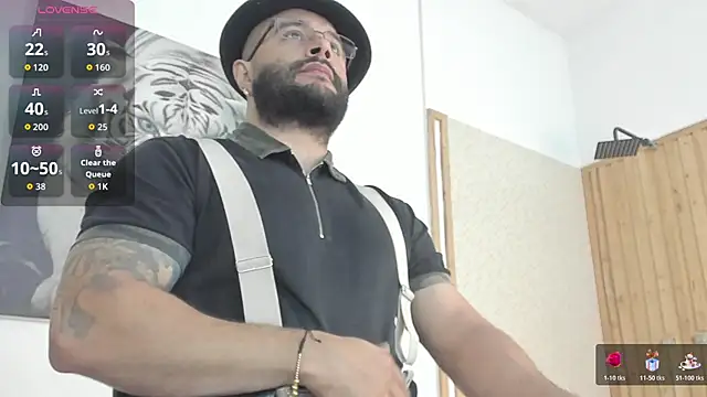 Luke  09 online show from 10-18-25, 11:11