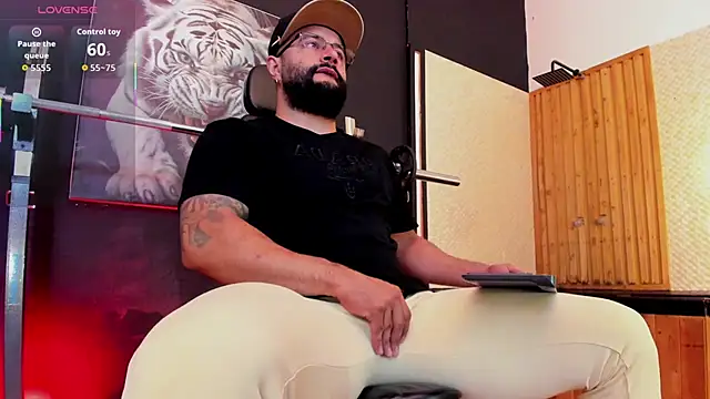 Luke  09 online show from 11-25-25, 11:32