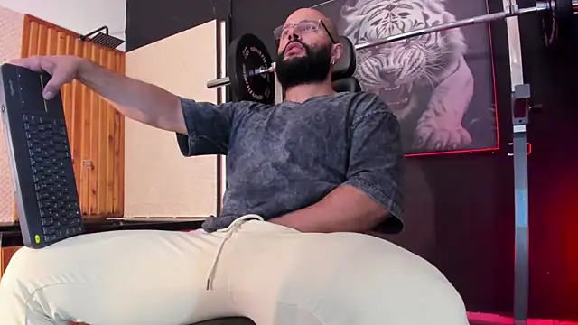 Luke  09 online show from 04-18-26, 11:58