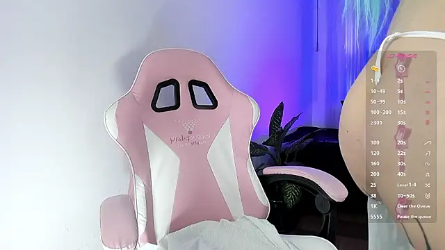 Kendall Bunnyy online show from 03-20-26, 06:13