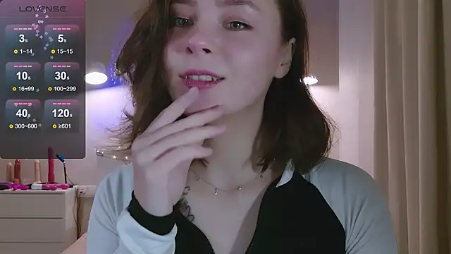 Snapshot of Pink_SeaGul chatting on 01-17-25, 05:08 Pink SeaGul online show from 01-17-25, 05:08