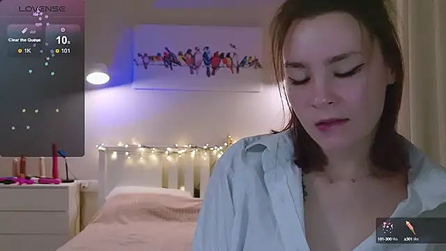 Snapshot of Pink_SeaGul chatting on 01-27-25, 05:15 Pink SeaGul online show from 01-27-25, 05:15