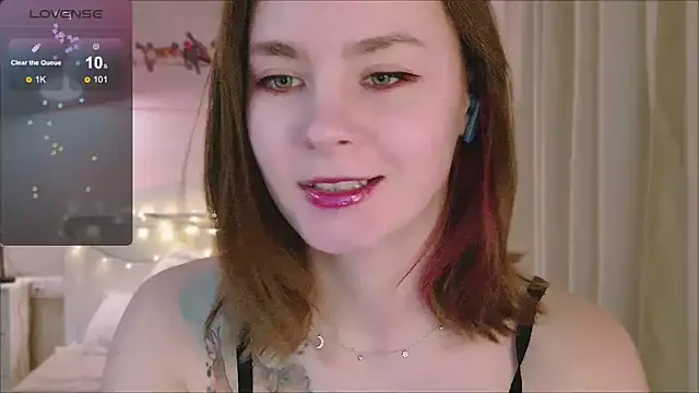 Snapshot of Pink_SeaGul chatting on 02-28-25, 02:31 Pink SeaGul online show from 02-28-25, 02:31