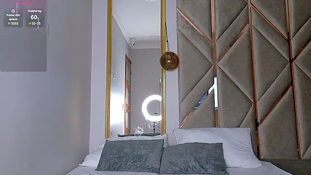 Snapshot of Lola_King chatting on 01-25-25, 03:51 Lola King online show from 01-25-25, 03:51