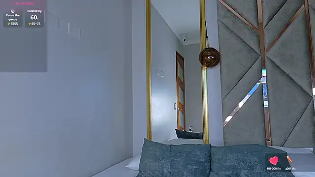 Snapshot of Lola_King chatting on 02-07-25, 05:41 Lola King online show from 02-07-25, 05:41