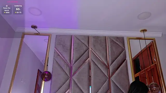 Snapshot of Lola_King chatting on 02-22-25, 05:44 Lola King online show from 02-22-25, 05:44