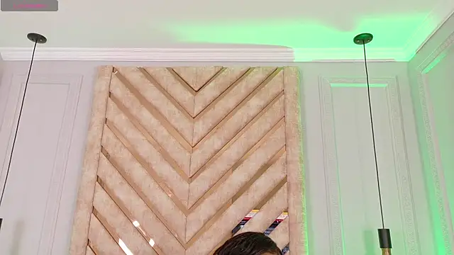 Snapshot of Lola_King chatting on 09-17-25, 05:09 Lola King online show from 09-17-25, 05:09