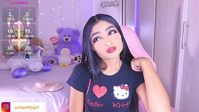 Snapshot of urfavprettygirl chatting on 06-15-26, 08:38 urfavprettygirl online show from 06-15-26, 08:38