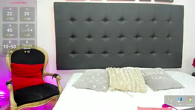 SaraDreamss online show from 02-21-25, 08:49