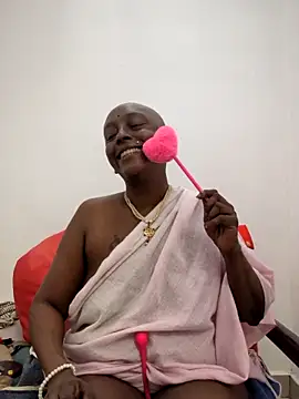 mamakarma1403 online show from 05-18-26, 04:07