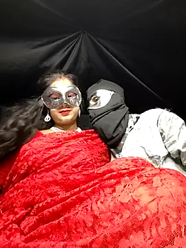 Snapshot of Hotty-priyanka chatting on 09-17-25, 07:15 Hotty-priyanka online show from 09-17-25, 07:15