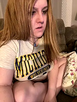 PuckBunny17 online show from 12-23-25, 06:33