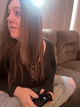 PuckBunny17 online show from 04-25-26, 04:48