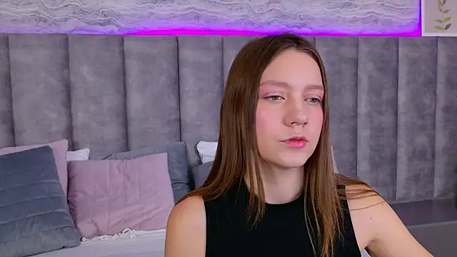 AliceBrayan online show from 01-18-25, 05:10