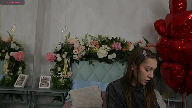 AliceBrayan online show from 02-21-26, 05:03