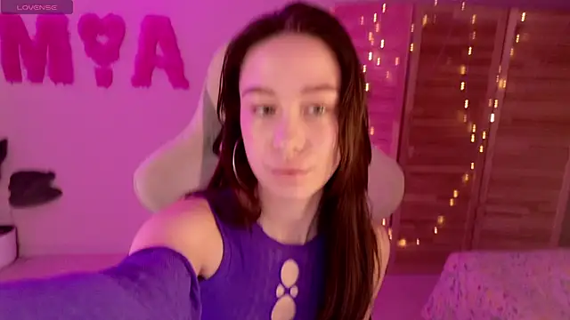 Snapshot of Miss_Mia_Murr chatting on 11-30-25, 05:00 Miss Mia Murr online show from 11-30-25, 05:00