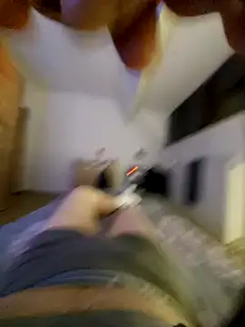 pascalino100 online show from 03-16-25, 08:21