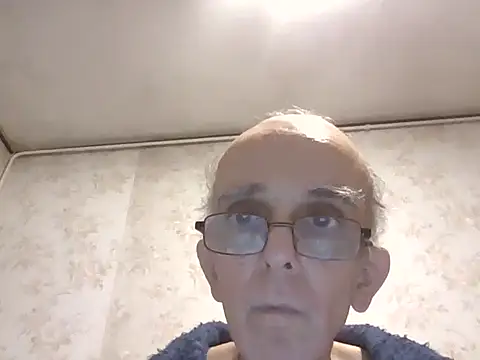 Snapshot of mariusica1@xh chatting on 10-25-25, 03:14 mariusica1xh online show from 10-25-25, 03:14