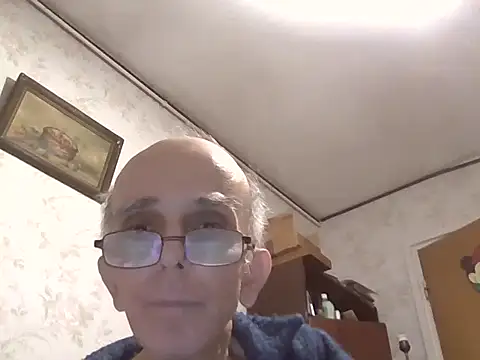 Snapshot of mariusica1@xh chatting on 10-25-25, 10:48 mariusica1xh online show from 10-25-25, 10:48