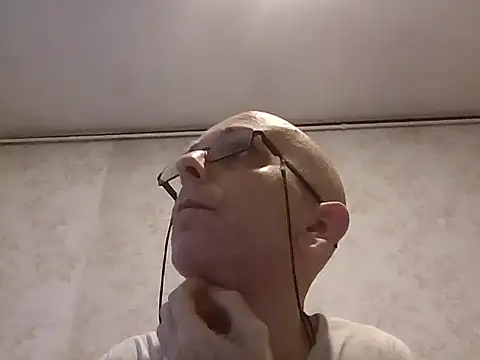 Snapshot of mariusica1@xh chatting on 11-07-25, 06:46 mariusica1xh online show from 11-07-25, 06:46