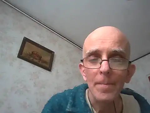 Snapshot of mariusica1@xh chatting on 11-10-25, 10:14 mariusica1xh online show from 11-10-25, 10:14