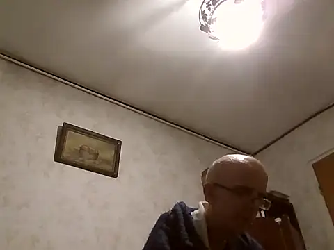 Snapshot of mariusica1@xh chatting on 12-02-25, 03:23 mariusica1xh online show from 12-02-25, 03:23