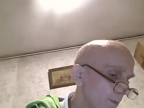 Snapshot of mariusica1@xh chatting on 12-02-25, 11:23 mariusica1xh online show from 12-02-25, 11:23