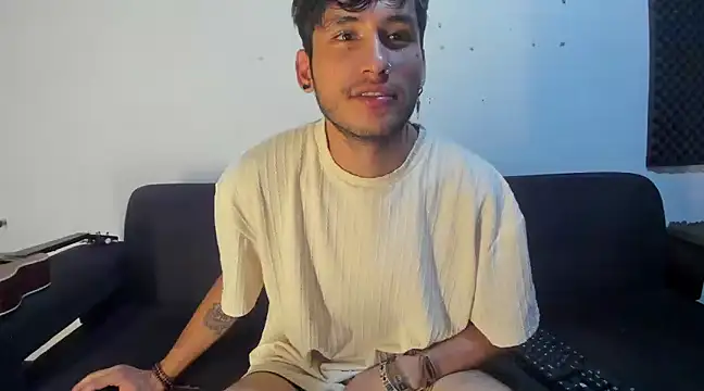 Snapshot of Henrikk_senn chatting on 12-03-24, 09:55 Henrikk senn online show from 12-03-24, 09:55