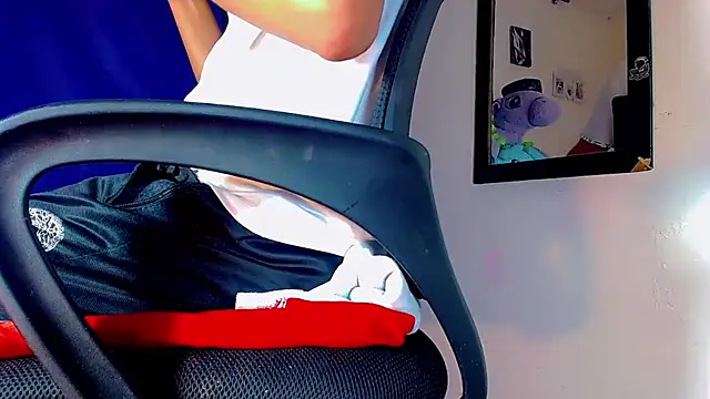 nicol gill  online show from 01-07-25, 05:20