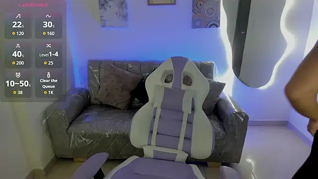 Charlotte cowell sub1  online show from 09-08-25, 04:39