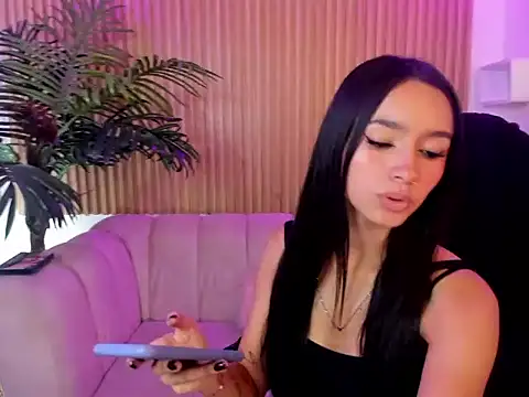 Snapshot of sophie_ws chatting on 12-02-25, 11:11 sophie ws online show from 12-02-25, 11:11