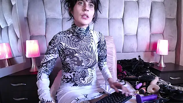 bellatrix25 online show from 01-18-25, 08:30