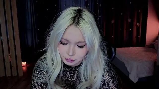 RileyMee online show from 02-06-26, 03:11