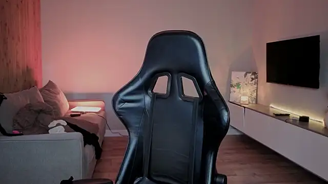 RileyMee online show from 03-13-26, 03:24