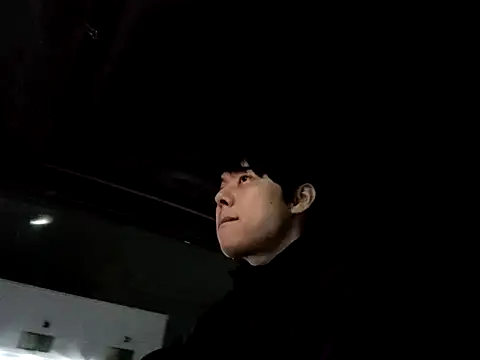 whitebriefboy online show from 03-07-26, 03:53