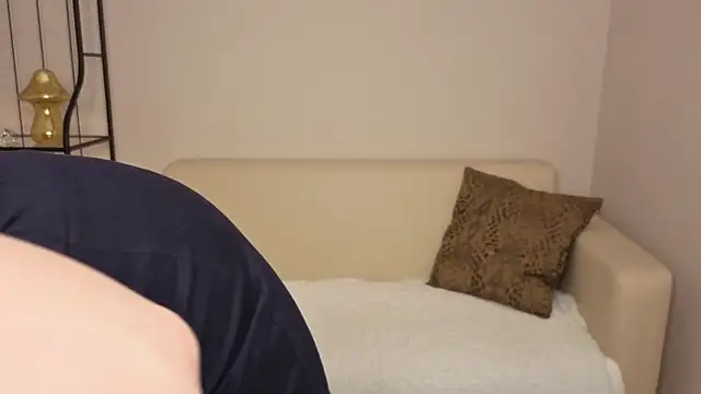 Helens love online show from 04-02-26, 02:53