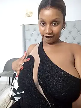 Snapshot of Candy_Love_18 chatting on 01-25-25, 08:42 Candy Love 18 online show from 01-25-25, 08:42