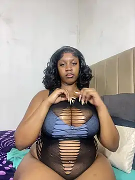 Snapshot of Candy_Love_18 chatting on 07-12-26, 04:53 Candy Love 18 online show from 07-12-26, 04:53