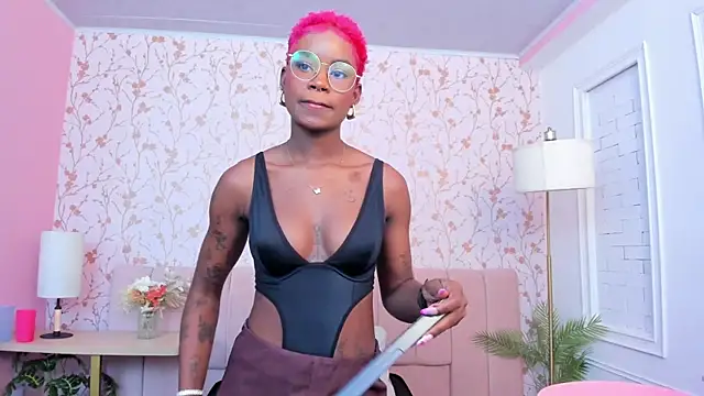 amber-hill online show from 03-25-26, 07:42