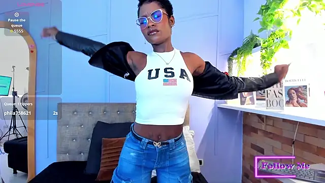Snapshot of amber-hill chatting on 06-19-26, 12:09 amber-hill online show from 06-19-26, 12:09