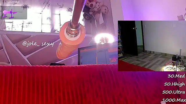 jolee   online show from 01-05-25, 12:42