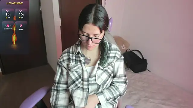 hitomi arata online show from 02-01-25, 02:56