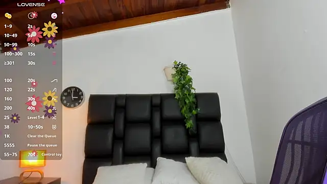 Snapshot of Joe23__ chatting on 12-06-24, 08:18 Joe23 online show from 12-06-24, 08:18