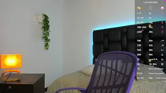 Snapshot of Joe23__ chatting on 12-12-24, 07:48 Joe23 online show from 12-12-24, 07:48