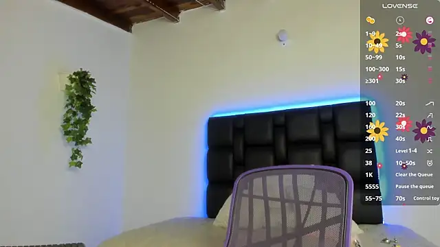 Snapshot of Joe23__ chatting on 01-16-25, 08:03 Joe23 online show from 01-16-25, 08:03