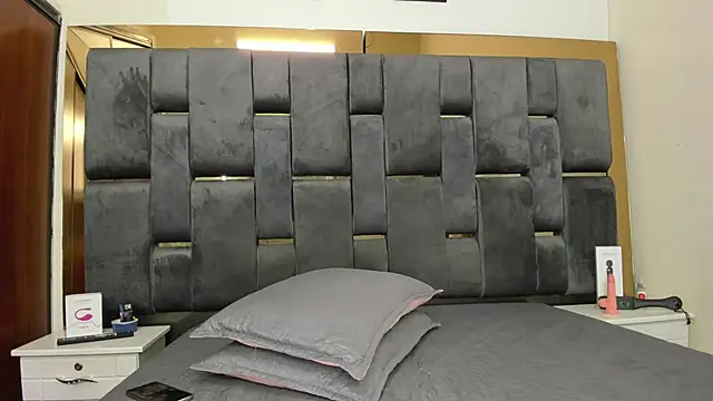 Snapshot of Natty189 chatting on 01-17-25, 09:17 Natty189 online show from 01-17-25, 09:17