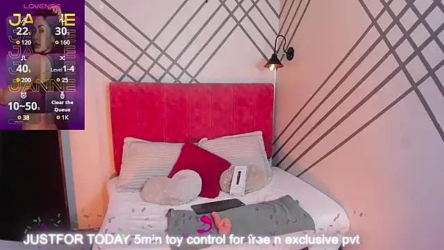 Snapshot of Janne_lee chatting on 02-13-25, 09:27 Janne lee online show from 02-13-25, 09:27