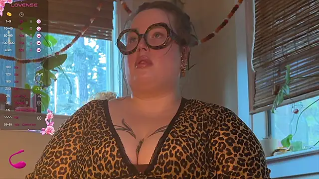 MissBika online show from 01-02-25, 10:22